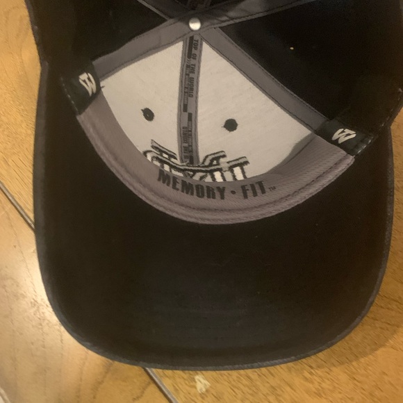 Notre Dame Hat, Top of the World, Memory Fit Black Camo Hat, One Size - Picture 14 of 14